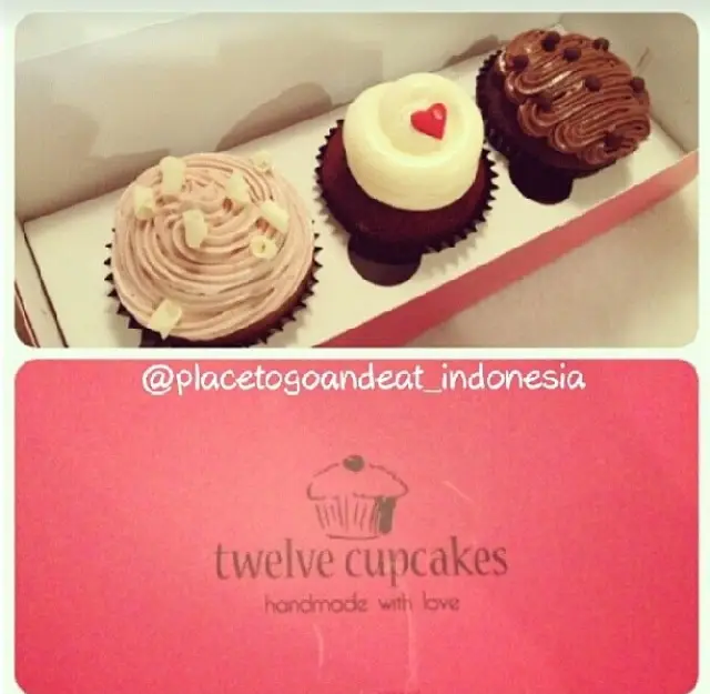 Twelve Cupcakes