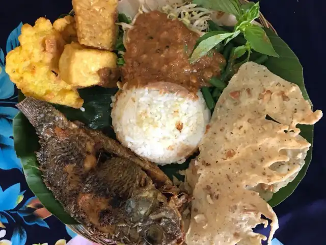 Gambar Makanan Warung Nasi Pecel Madiun Puntikayu, Cabang Kambang Iwak 12