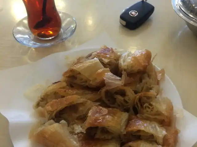 Hasan Oranlı Baklava Börek'nin yemek ve ambiyans fotoğrafları 3