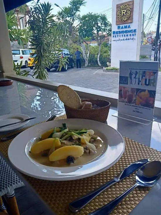 Gambar Makanan Chef's Bistro Bali 11