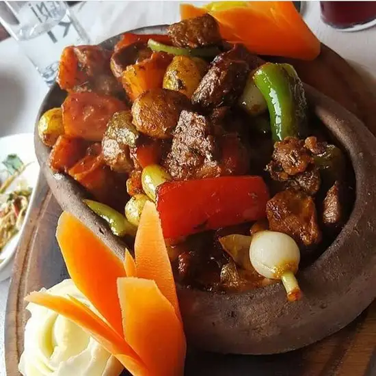 Bahçeli Cafe & Restaurant'nin yemek ve ambiyans fotoğrafları 1