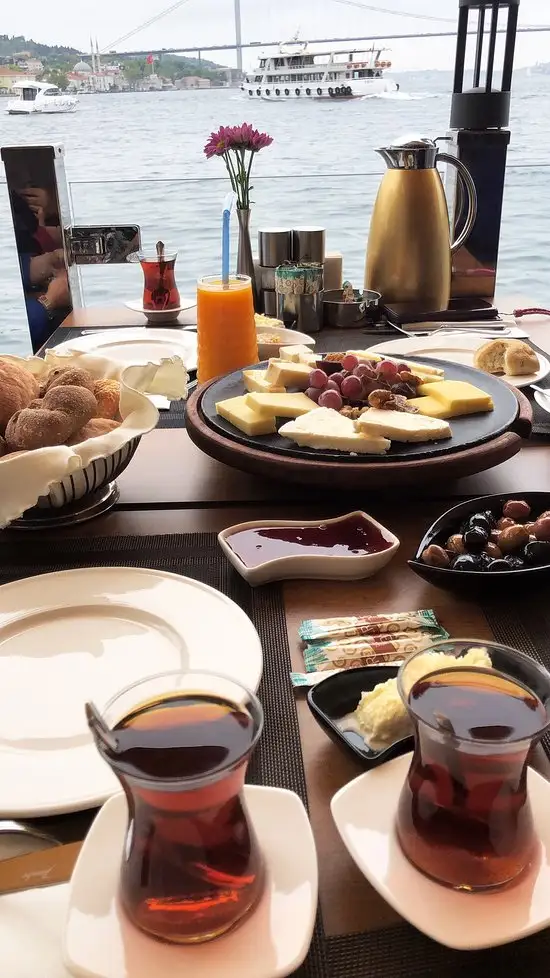 Beyaz Bosphorus'nin yemek ve ambiyans fotoğrafları 10