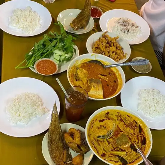 Halim GP Gulai Panas