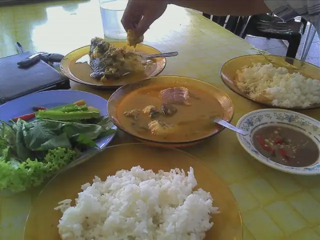 Selera Kampung Restaurant, Kg Telaga K. Berang Food Photo 13