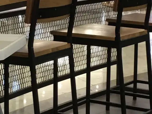 Emaar Starbucks'nin yemek ve ambiyans fotoğrafları 77