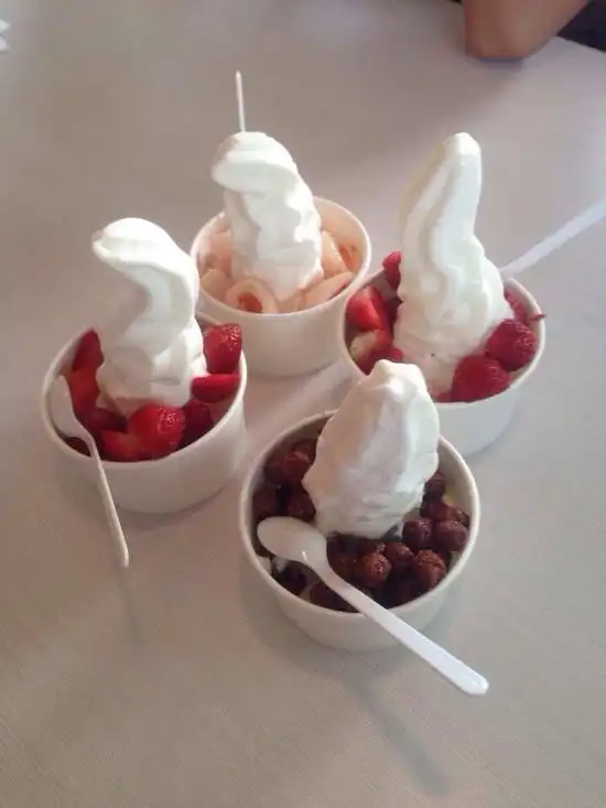 Gambar Makanan L.A. Yogurt 3