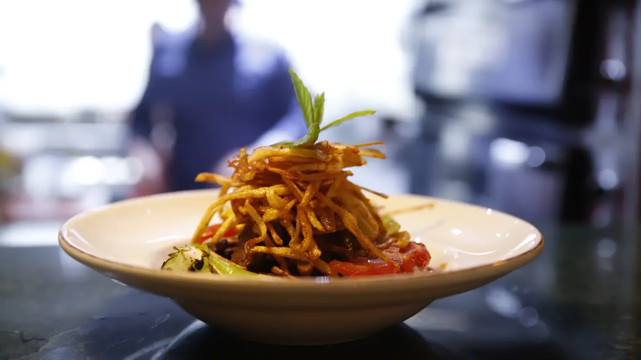 Cantine / La Cuisine Du Monde