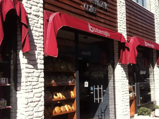 Biberoğlu Pasta & Ekmek & Cafe'nin yemek ve ambiyans fotoğrafları 7
