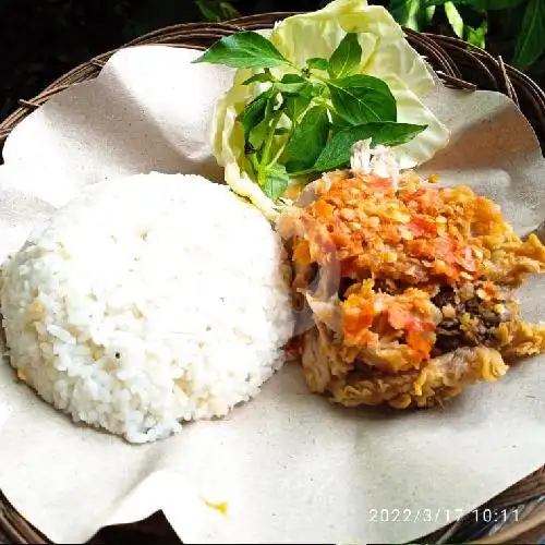 Gambar Makanan AYAM GEPREK MBAK NAY, Banjarsari 2