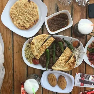 Hacı Bayram Yaprak Dönercisi'nin yemek ve ambiyans fotoğrafları 1