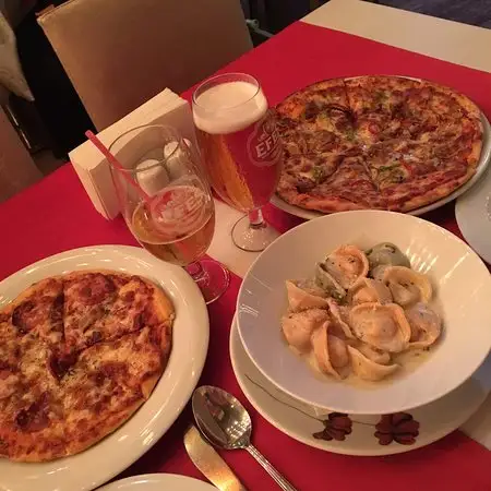 Ozi Pizza and Pasta'nin yemek ve ambiyans fotoğrafları 18