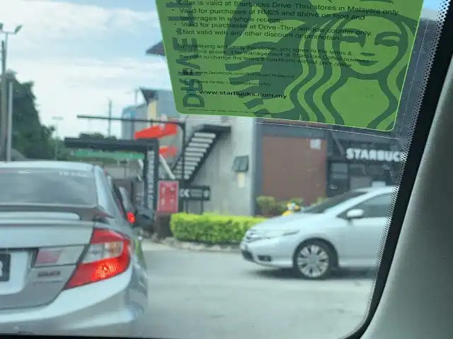 Starbucks Drive Thru Food Photo 14