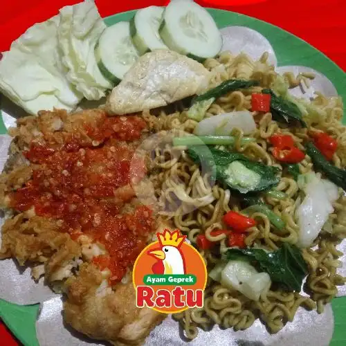 Gambar Makanan Ayam Geprek Ratu, Kebon Jahe 4