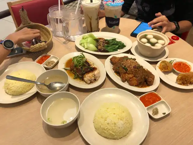 The Chicken Rice Shop Food Photo 10