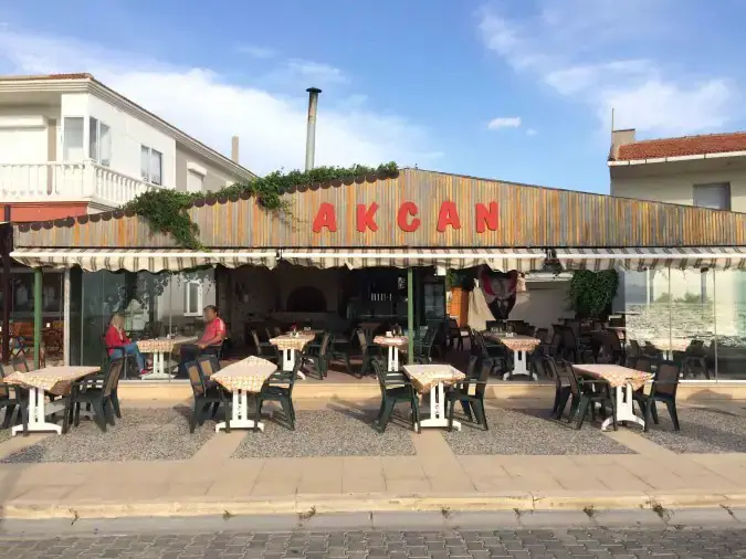 Akcan Cafe Pide