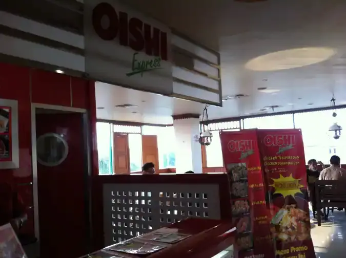 Oishi Express