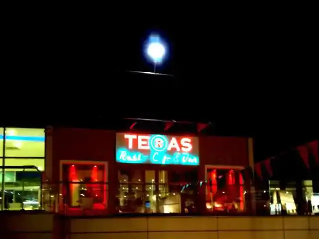 Teras Restro Cafe'nin yemek ve ambiyans fotoğrafları 1