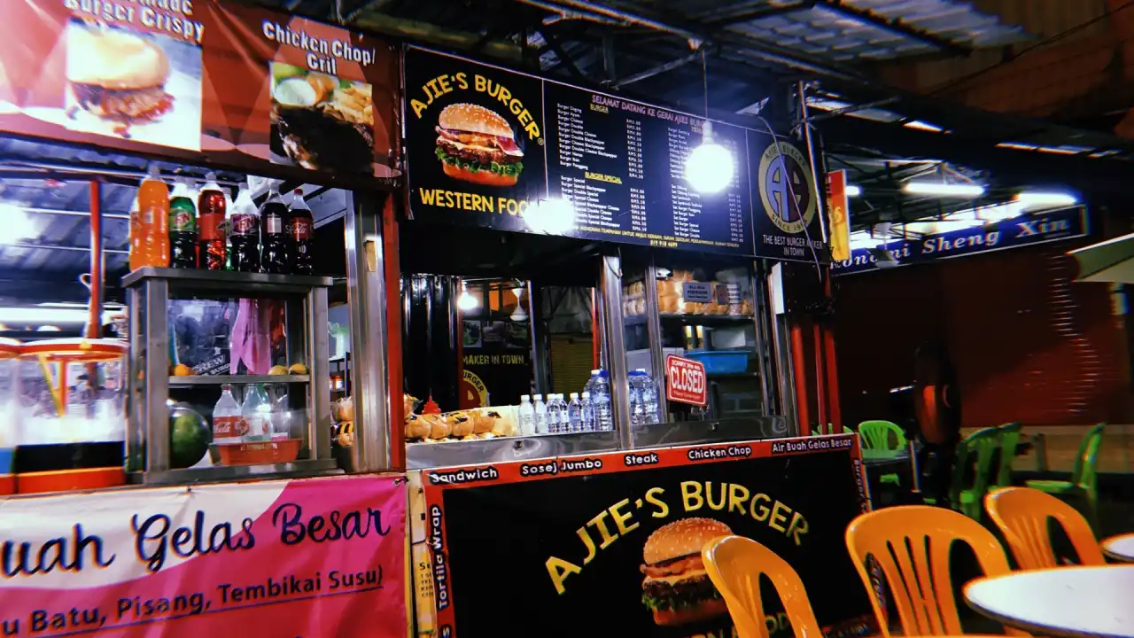 Ajie's Burger (Burger Kukus)