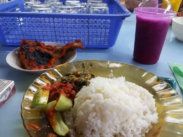 Gambar Makanan Ikan Bakar Dobi  (Ampera Keluarga Saiyo) 4