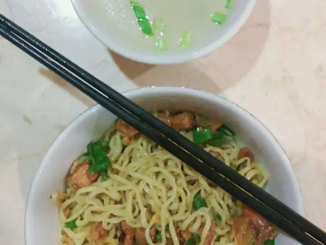 Gambar Makanan Bakmi Golek 16