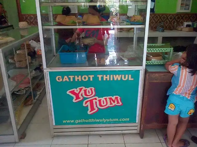 Gambar Makanan Gathot Tiwul Yu Tum 5