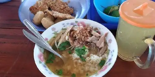 Soto Ayam Kampung Kuah Bening Mbah Giman, Taman