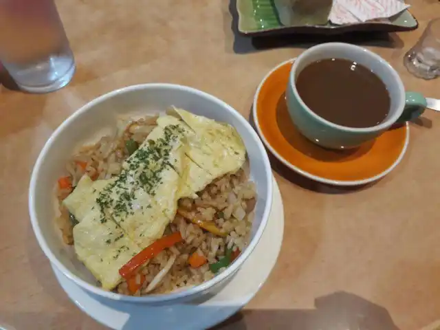 Alexei's Diner & Cafe Food Photo 6