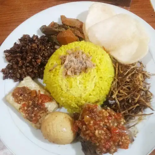 Gambar Makanan Nasi Kuning & Prasmanan Seroja, Panakkukang 5