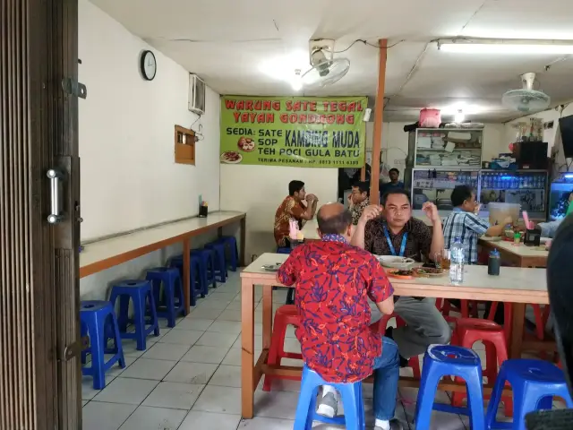 Gambar Makanan Warung Sate Tegal Yayan Gondrong 5