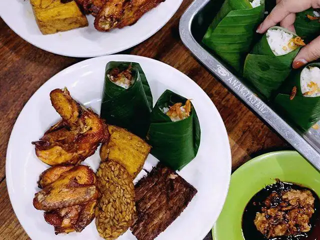 Gambar Makanan Nasi Uduk Ayam Goreng Zainal Fanani 11