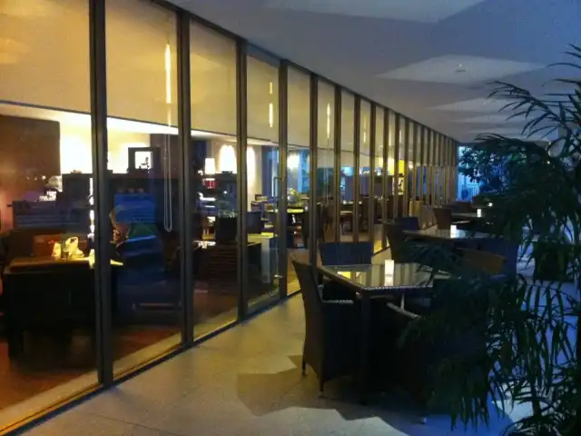 Gambar Makanan Bali Terrace - Apartement Plaza Senayan 1