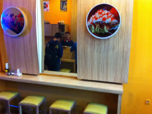 Gambar Makanan Suteki Sushi 3