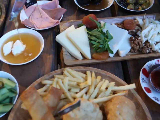 Zeytin Kafe & Bar'nin yemek ve ambiyans fotoğrafları 11