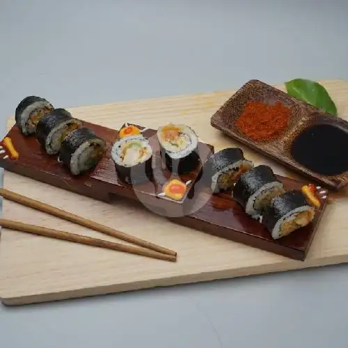Gambar Makanan Sushi Koi, Cijantung 18