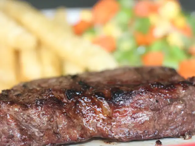 Gambar Makanan Oui Steak & Bistro 3
