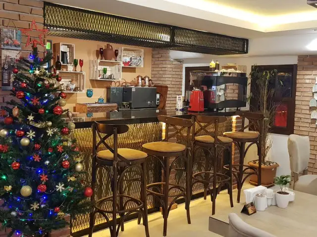 Horasan Cafe & Restaurant'nin yemek ve ambiyans fotoğrafları 4