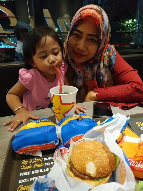 Gambar Makanan Carl's Jr 4