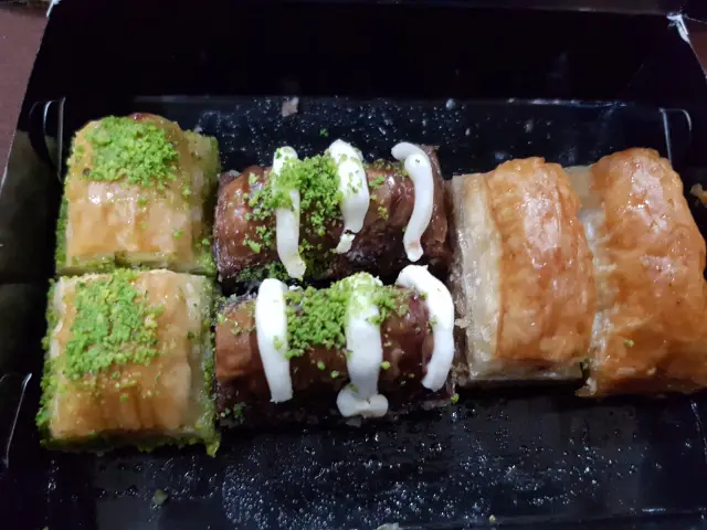 Gambar Makanan Mardin Fine Baklava Cafe 11