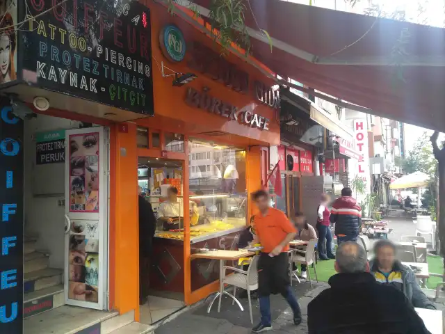 Sedan Gıda Börek Cafe'nin yemek ve ambiyans fotoğrafları 9