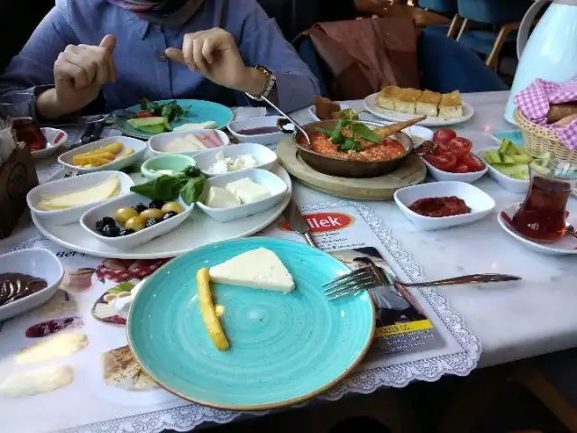 Dilek Pasta Cafe & Restaurant Halkalı Kanuni'nin yemek ve ambiyans fotoğrafları 3