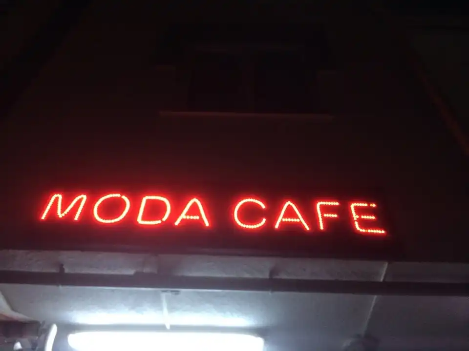 Moda Cafe