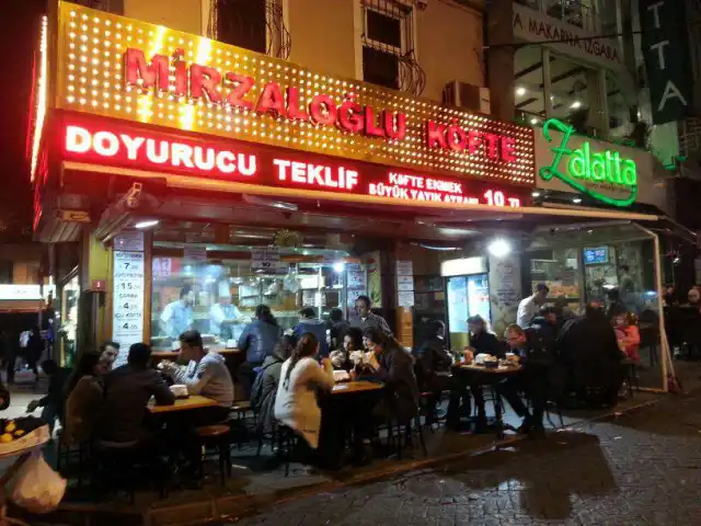 Mirzaloğlu Köfte'nin yemek ve ambiyans fotoğrafları 52