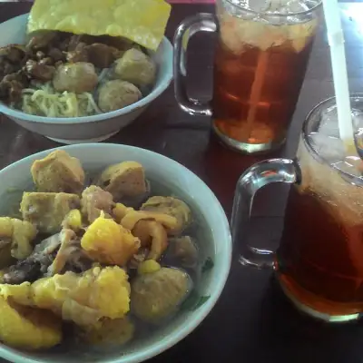 Bakso dan Mie Pangsit Wardoyo