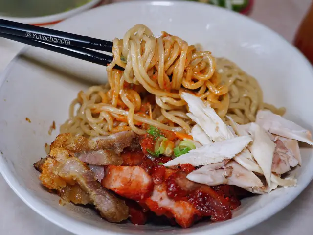 Gambar Makanan Bakmi Aheng Mangga Besar 3