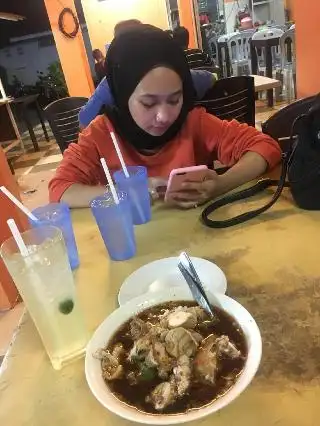 Abu Ziana Tomyam