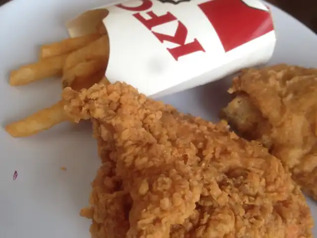KFC DT @ Petronas Food Photo 9
