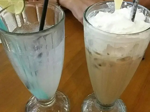 Gambar Makanan Kafe Cappucino 6