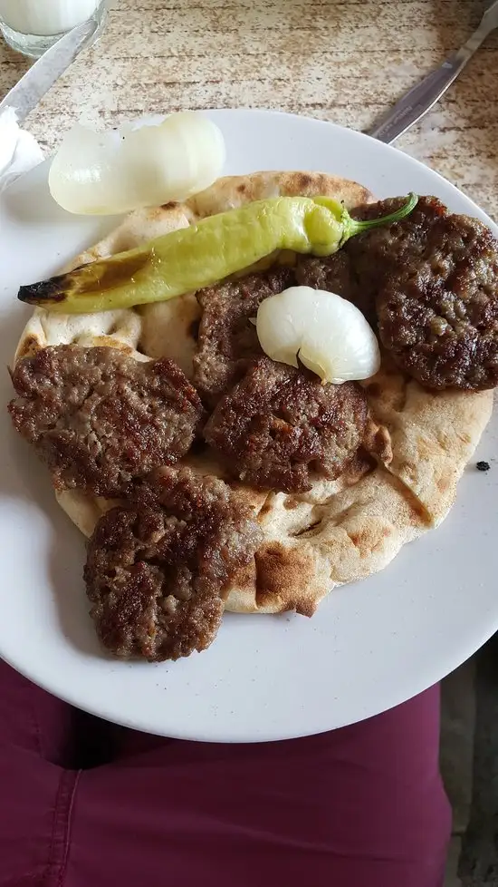 Meşhur Aksu Şimşek Köfte Piyaz'nin yemek ve ambiyans fotoğrafları 9
