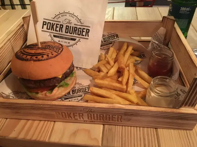 The Poker Burger'nin yemek ve ambiyans fotoğrafları 22