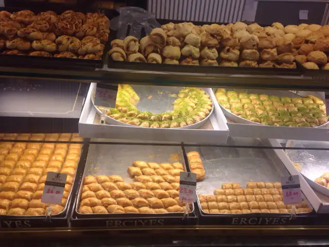 Erciyes Baklava & Börek'nin yemek ve ambiyans fotoğrafları 8